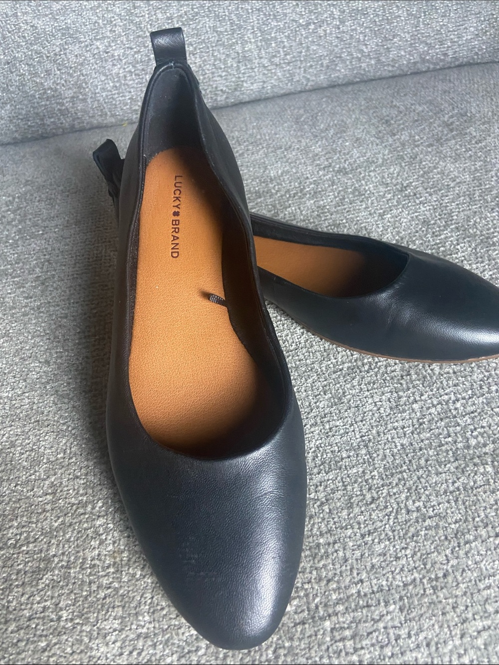 Lucky Brand Black Pointed Toe Women's Flats size 8.5